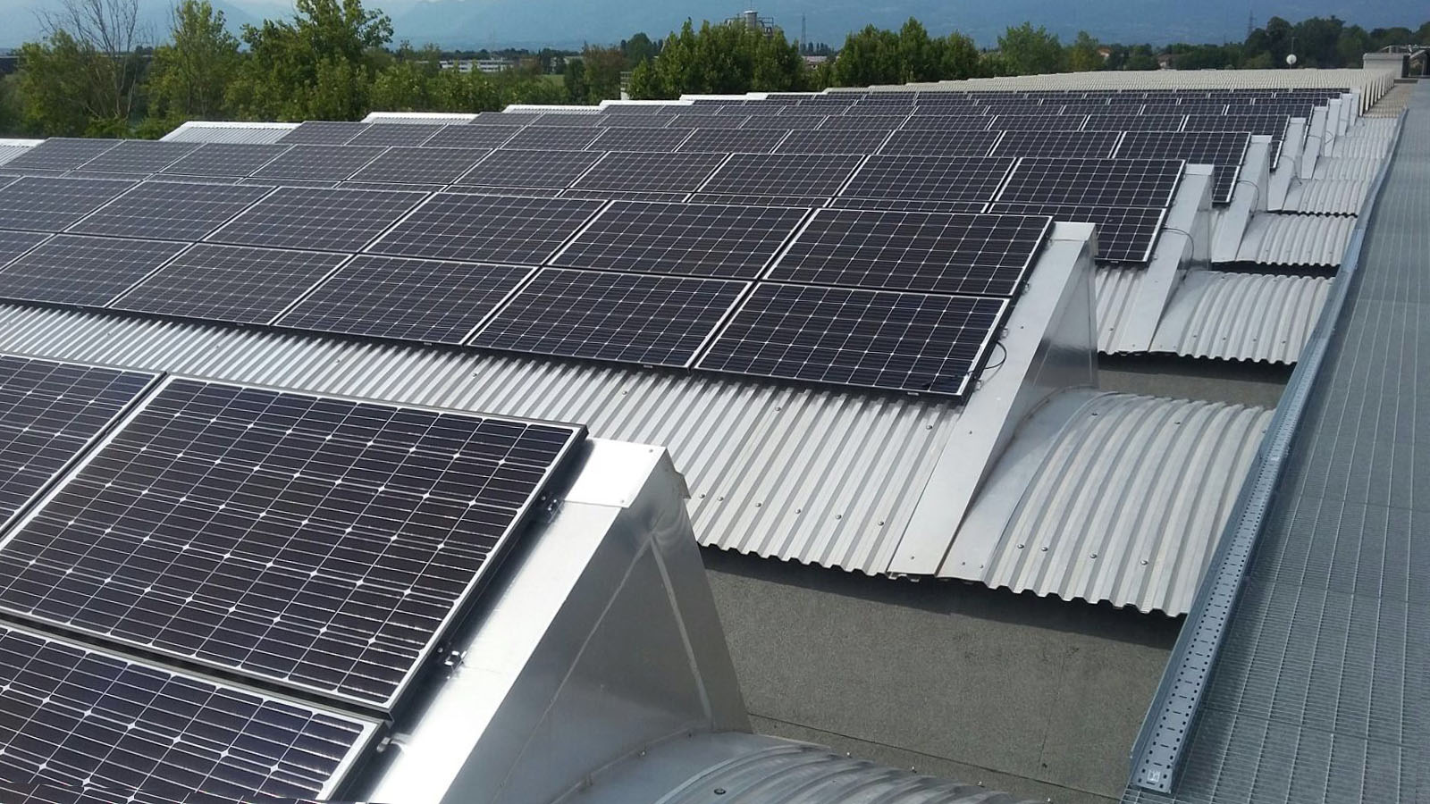 Fotovoltaico-Aziendale-tetto
